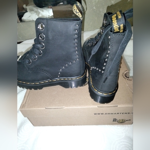 Doc Marten (US 8/UK 6/EU 39) Black Gomez Combat Boots - Picture 5 of 6